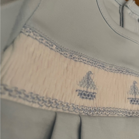 Nellapima Boys Smocked day gown blue sailboats 3-6 - Picture 5 of 7